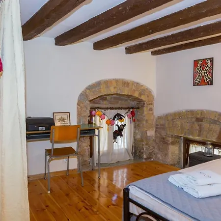 Art House Apartment